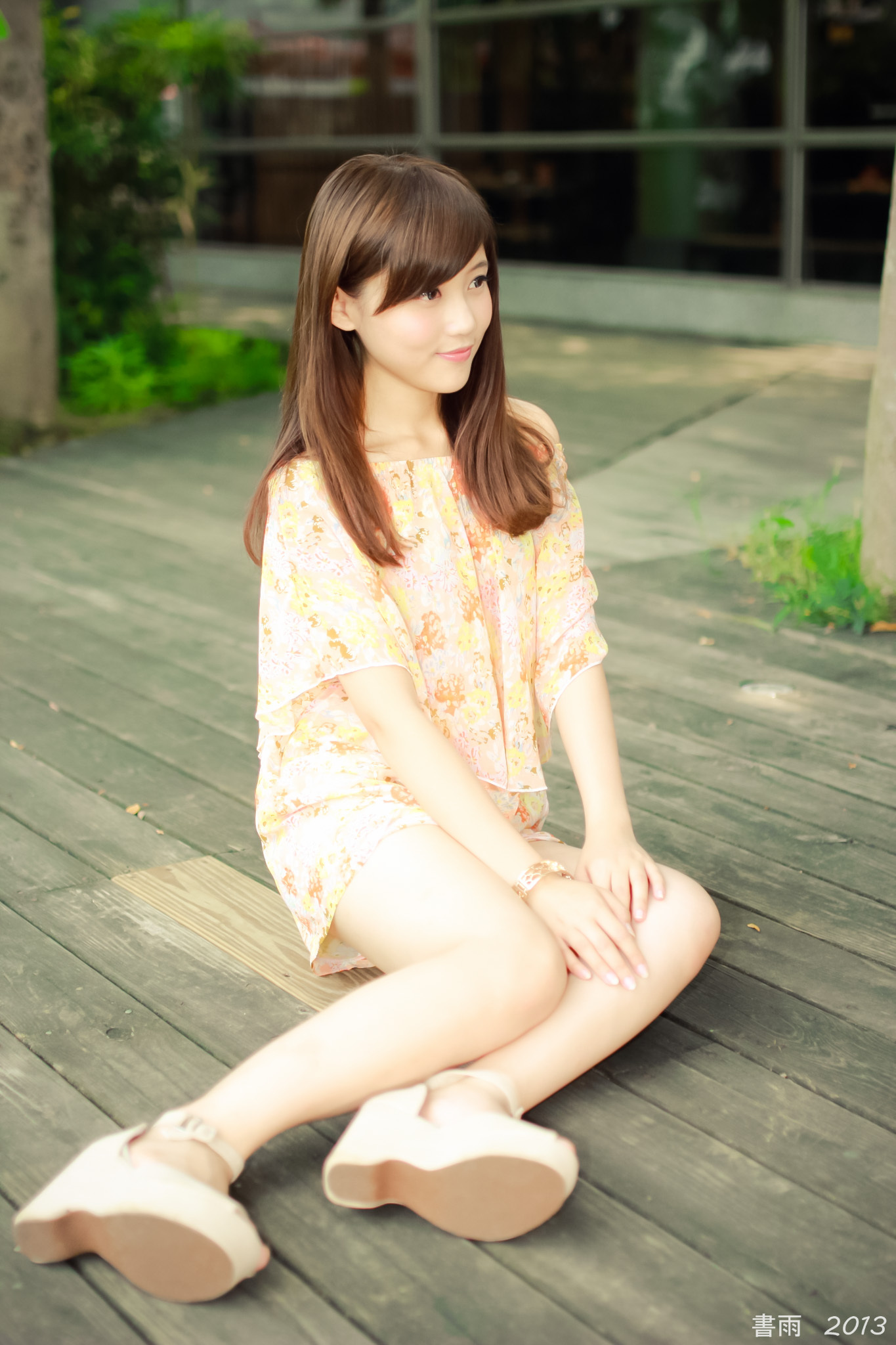 [Beautyleg番外篇]2013-09-14 敏敏国美馆外拍 2